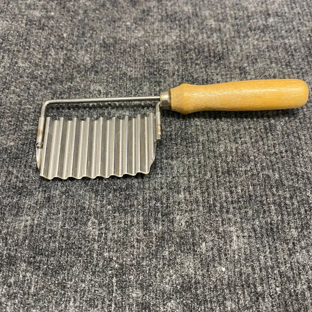 Vintage Crinkle Cutter Wavy Vegetable Slicer Potato Fry Cutter Wood Handle